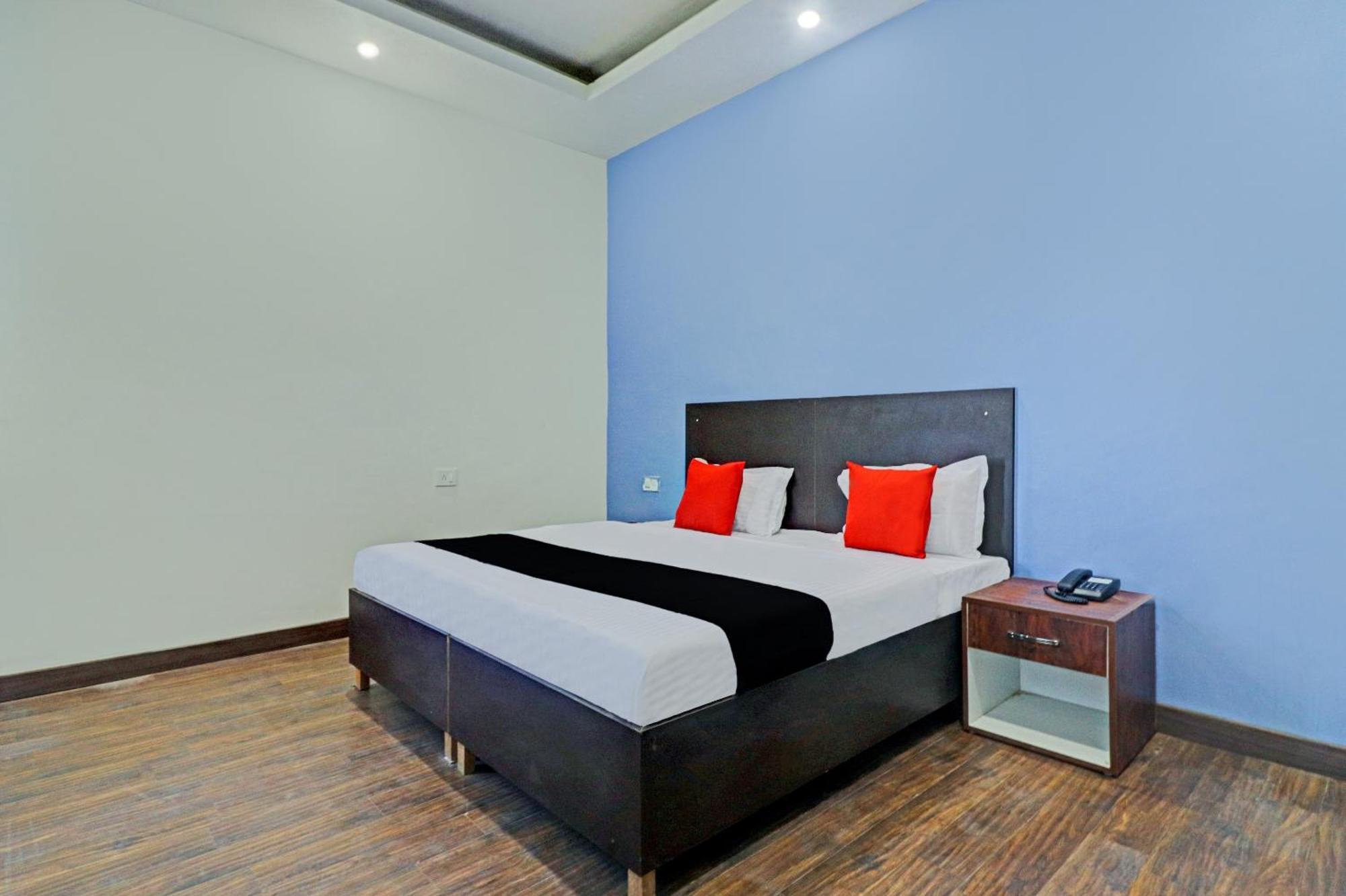 Sikandra Rao Capital O Kanha Resort מראה חיצוני תמונה